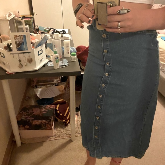 Vintage Button Up Denim Maxi Skirt - Picture 11 of 12
